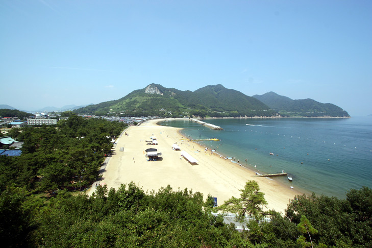 名勝 法王ケ原・松原海水浴場